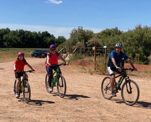 Con el sorteo de una bicicleta acaba la propuesta “BiciRutas” de la concejalía de Juventud que ha recorrido diversos parajes naturales del entorno de Alcázar 2