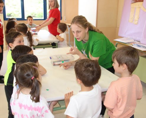 Los alumnos de Educación Infantil de EFA El Gamonal ponen en práctica sus conocimientos con el proyecto “Mágicas amistades de Bluey y Bingo” 9