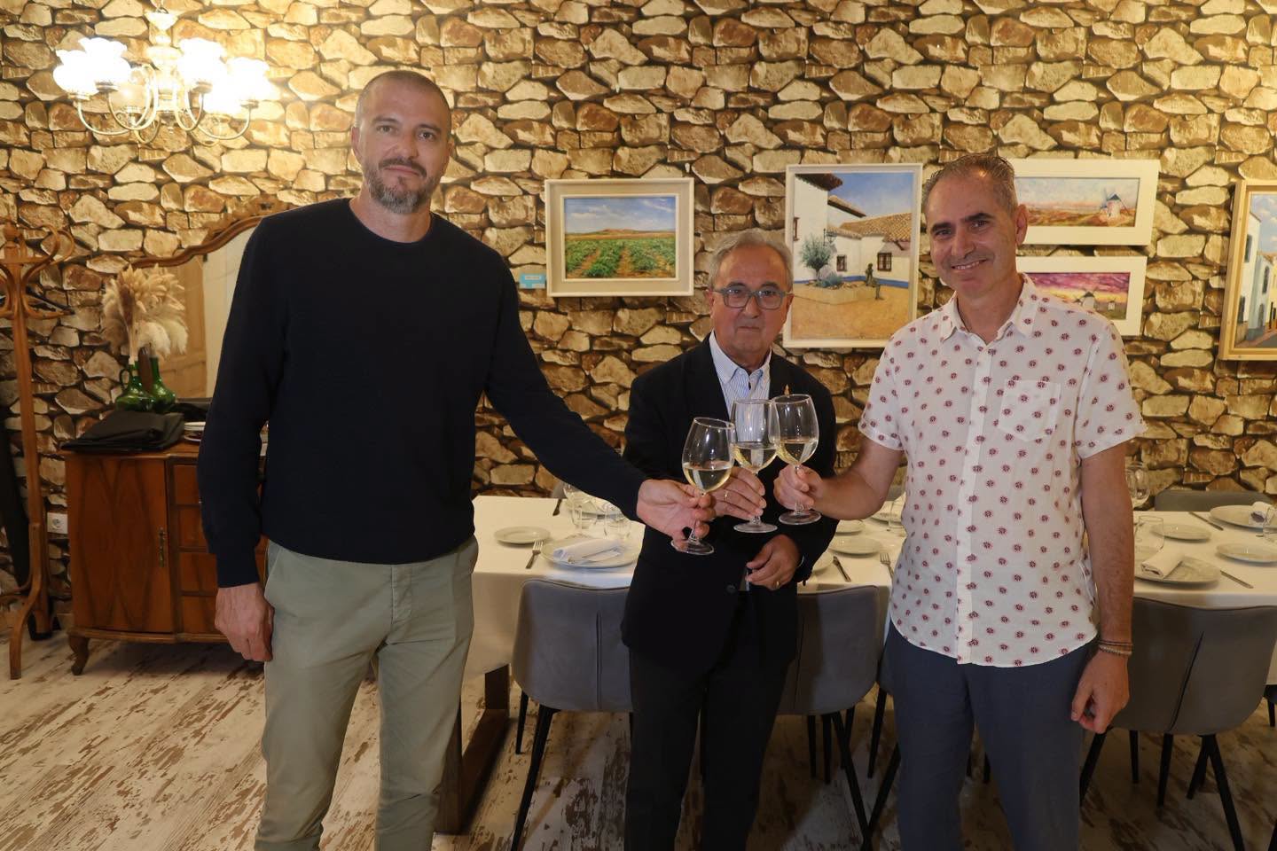 Paco Beamud opens first exhibition at La Quintería showcasing alcazareño landscapes